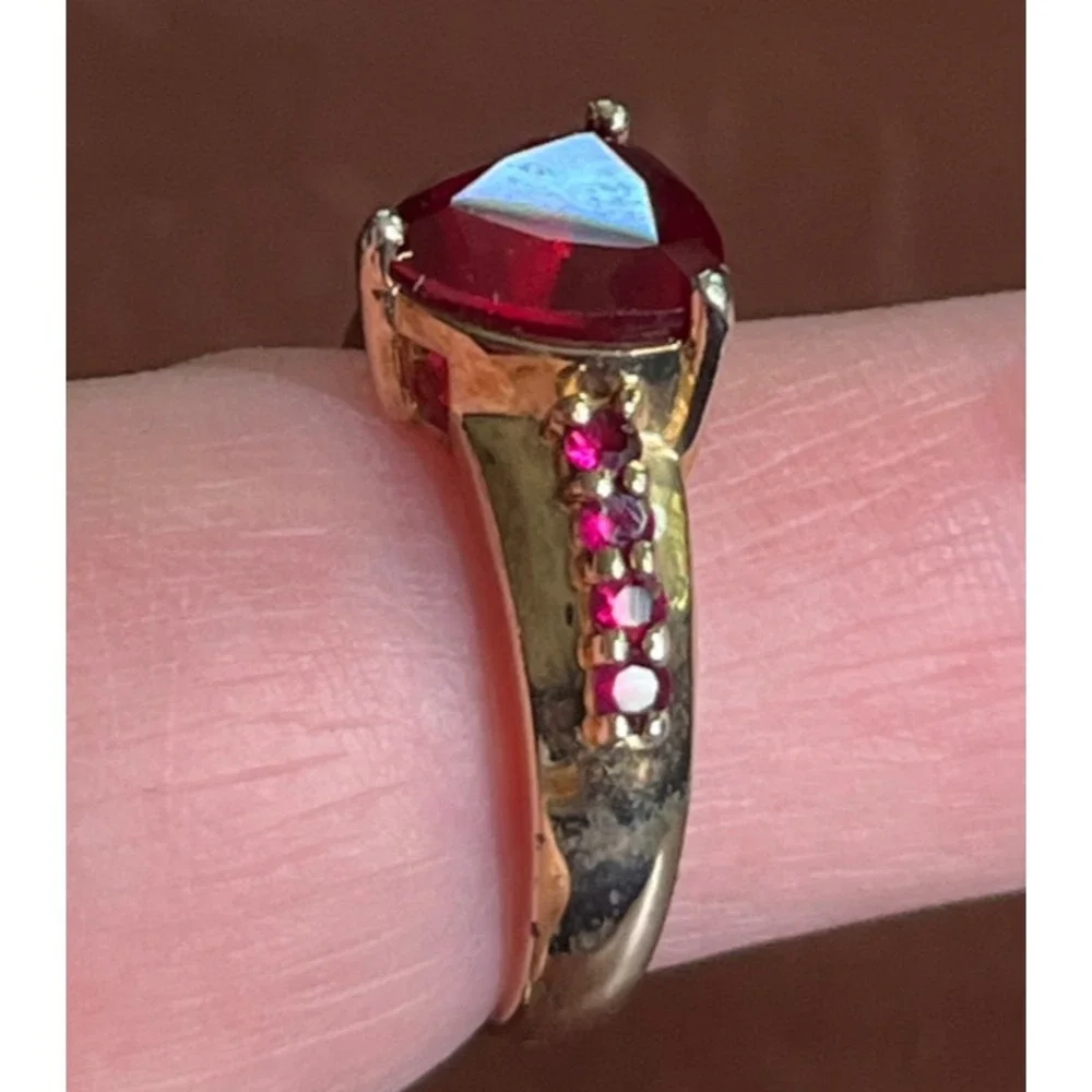 14K GOLD PLATED Sterling Silver Ring LAB CREATED RUBY Trillion w/Side Stones 8